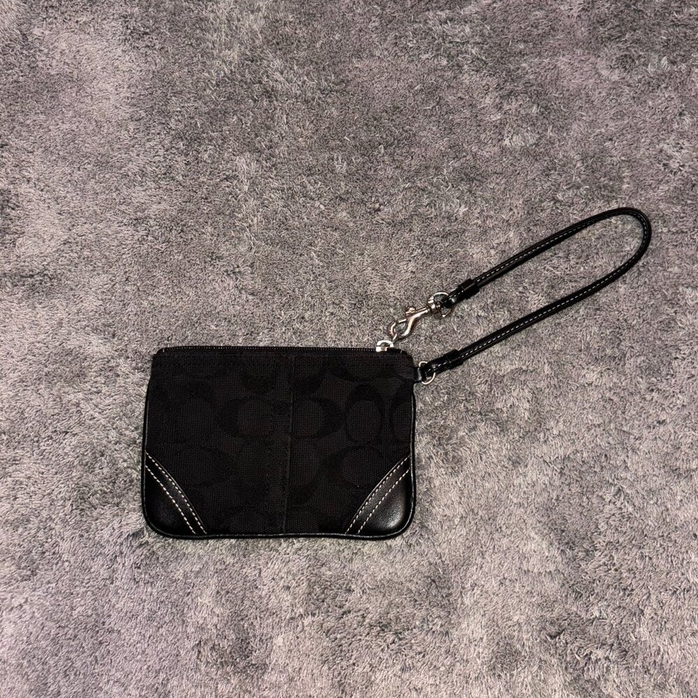 Coach Signature Canvas Small Zip Wristlet